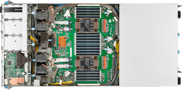 製品画像：HPE Cray XD670-2