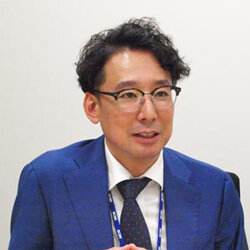 課長 福重 達也